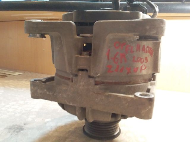 bontott OPEL ASTRA H Generátor