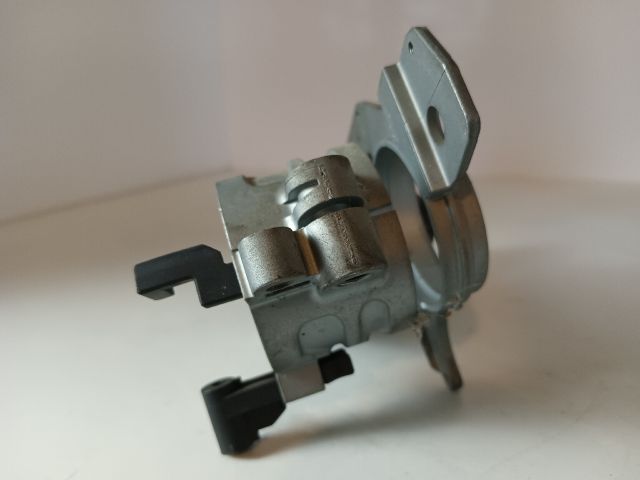 bontott OPEL ASTRA H Gyújtáskapcsoló Házzal