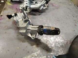 bontott OPEL ASTRA H Gyújtáskapcsoló Házzal