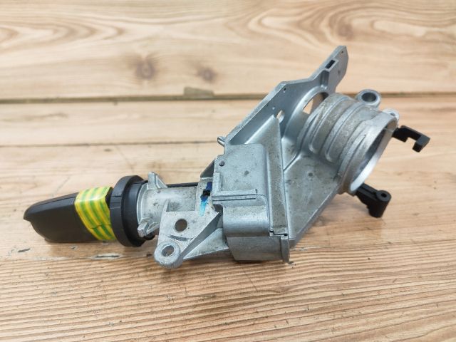 bontott OPEL ASTRA H Gyújtáskapcsoló