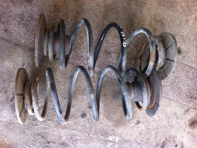 bontott OPEL ASTRA H Hátsó Rugó