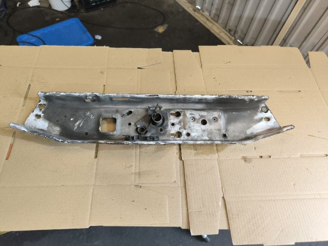 bontott OPEL ASTRA H Homlokfal (Üres lemez)