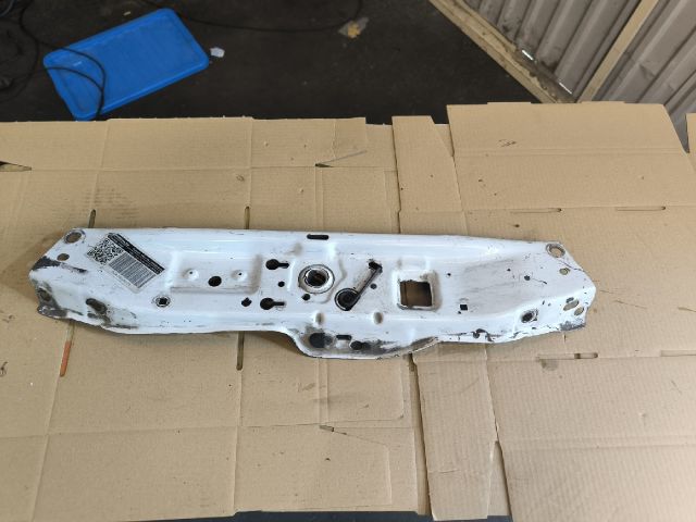 bontott OPEL ASTRA H Homlokfal (Üres lemez)