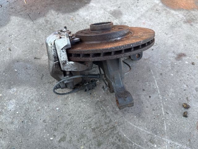 bontott OPEL ASTRA H Jobb első Csonkállvány Kerékaggyal