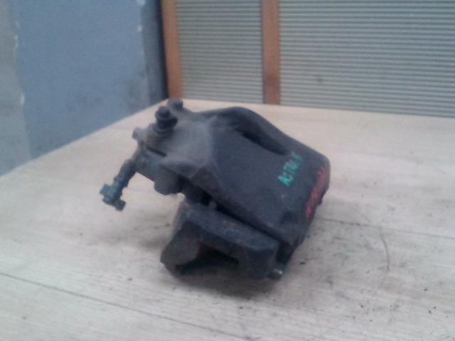 bontott OPEL ASTRA H Jobb első Féknyereg Munkahengerrel