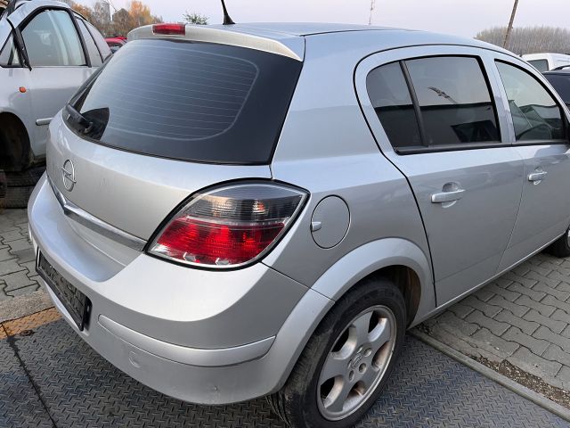 bontott OPEL ASTRA H Jobb első Féknyereg Munkahengerrel