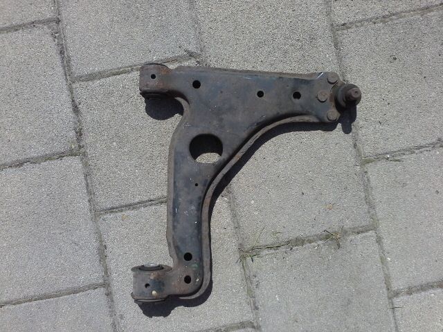 bontott OPEL ASTRA H Jobb első Lengőkar