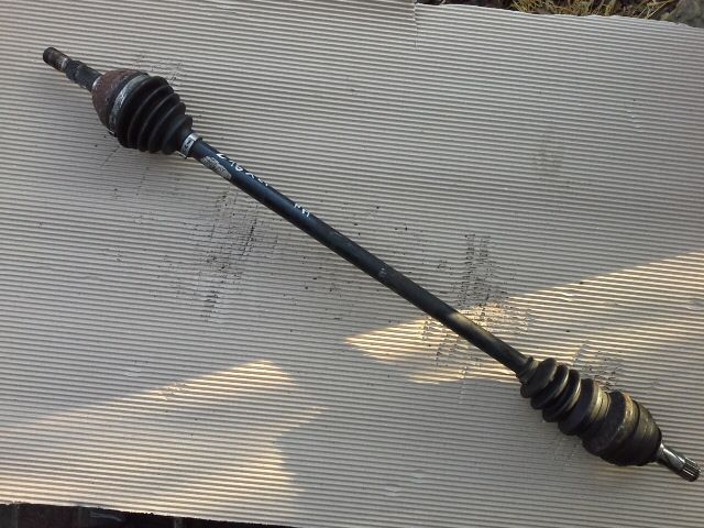 bontott OPEL ASTRA H Jobb Féltengely