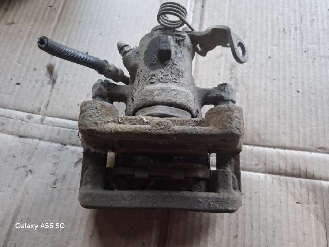 bontott OPEL ASTRA H Jobb hátsó Féknyereg Munkahengerrel