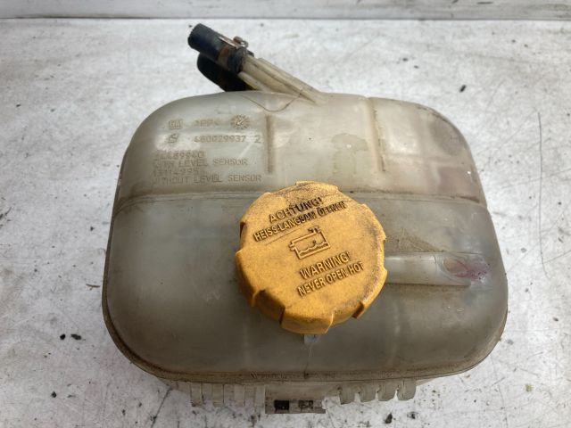 bontott OPEL ASTRA H Kiegyenlítő Tartály