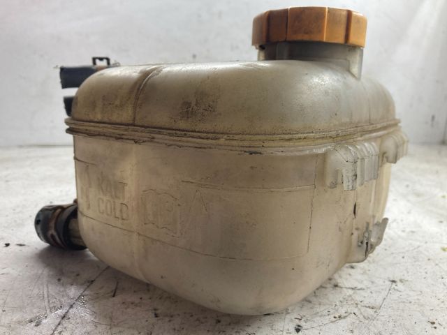 bontott OPEL ASTRA H Kiegyenlítő Tartály