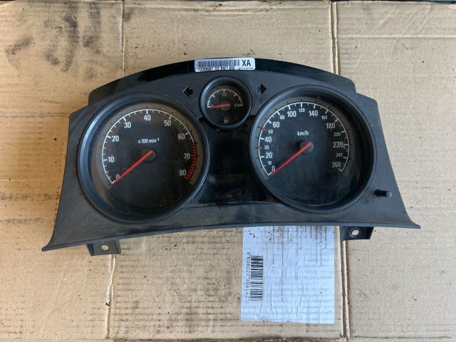 bontott OPEL ASTRA H Kilométeróra