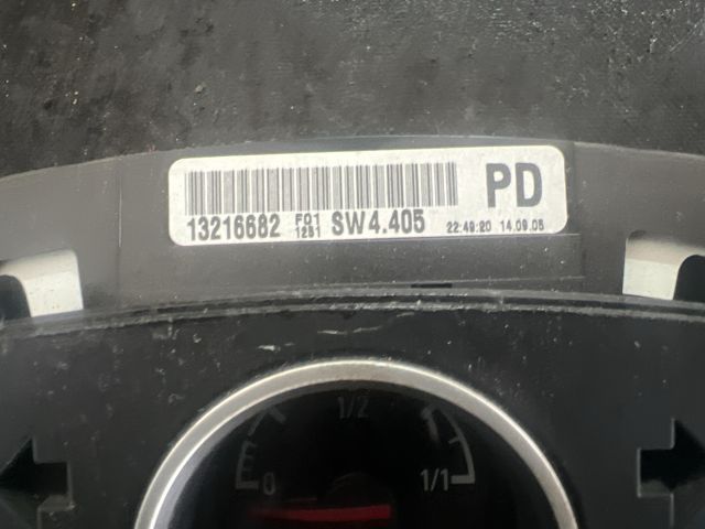 bontott OPEL ASTRA H Kilométeróra