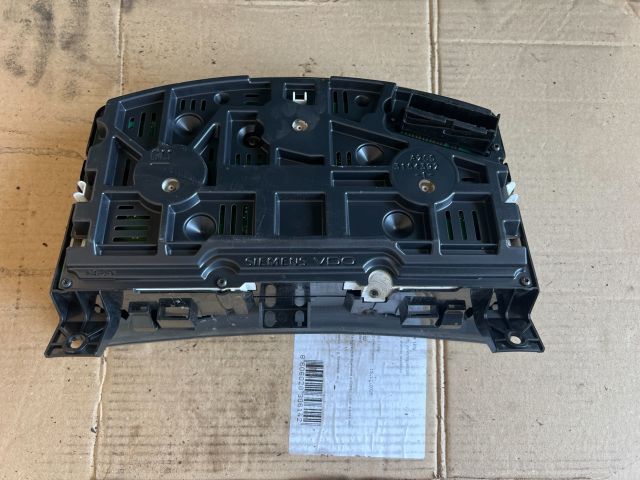 bontott OPEL ASTRA H Kilométeróra