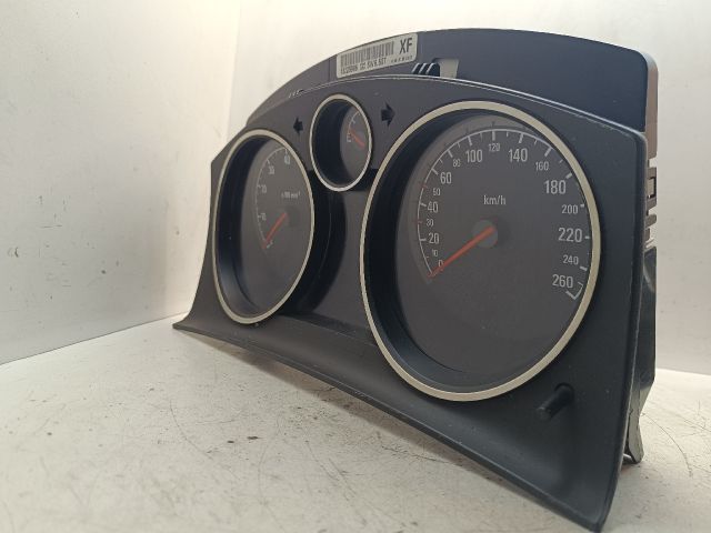 bontott OPEL ASTRA H Kilométeróra