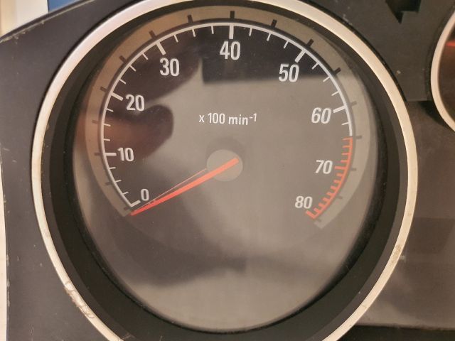 bontott OPEL ASTRA H Kilométeróra