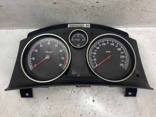 bontott OPEL ASTRA H Kilométeróra