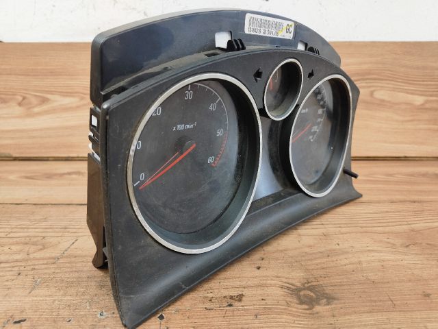 bontott OPEL ASTRA H Kilométeróra