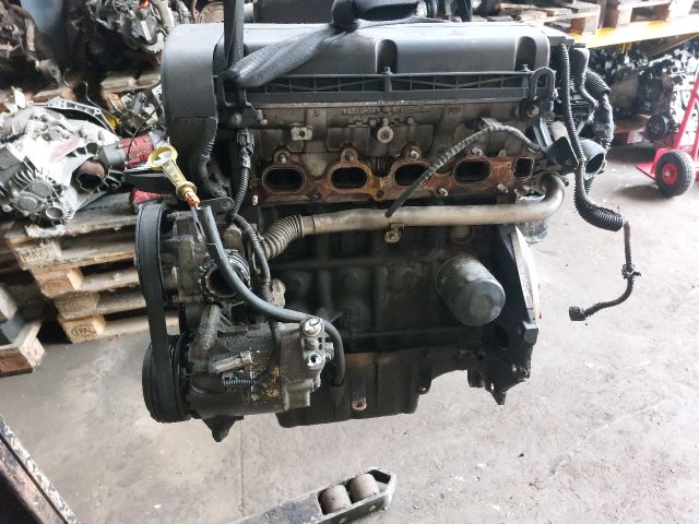 bontott OPEL ASTRA H Komplett Motor (Segédberendezésekkel)