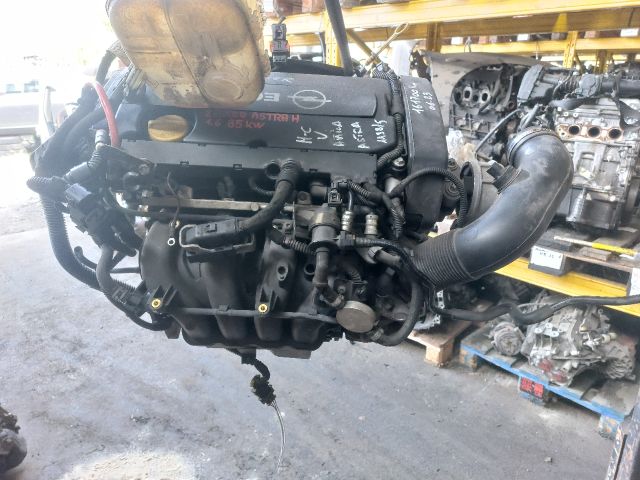 bontott OPEL ASTRA H Komplett Motor (Segédberendezésekkel)