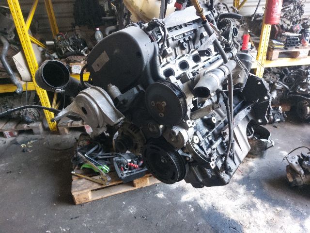 bontott OPEL ASTRA H Komplett Motor (Segédberendezésekkel)