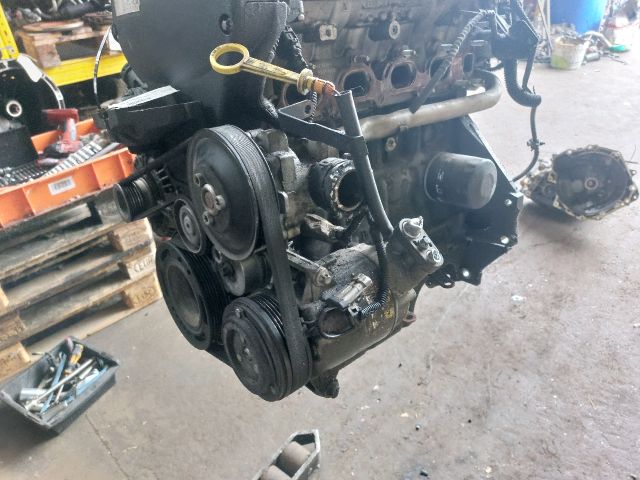 bontott OPEL ASTRA H Komplett Motor (Segédberendezésekkel)