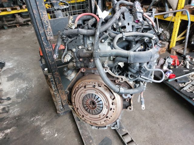 bontott OPEL ASTRA H Komplett Motor (Segédberendezésekkel)
