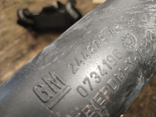 bontott OPEL ASTRA H Légbeömlő Cső