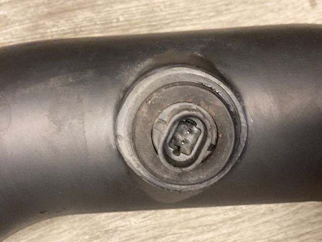 bontott OPEL ASTRA H Légbeömlő Cső