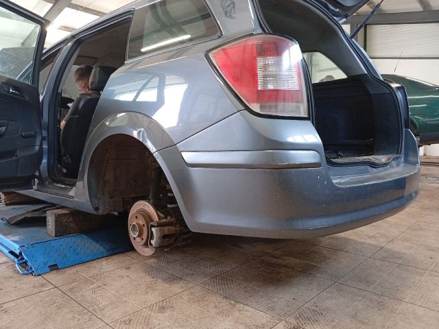 bontott OPEL ASTRA H Légbeömlő Cső