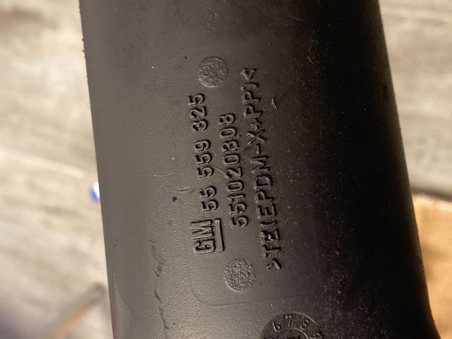 bontott OPEL ASTRA H Légbeömlő Cső