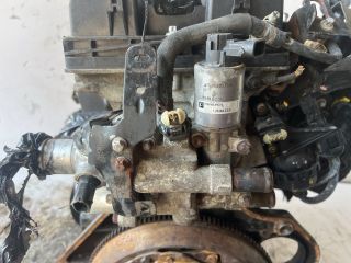 bontott OPEL ASTRA H Motor (Fűzött blokk hengerfejjel)