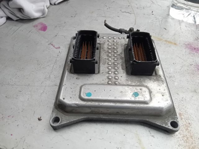 bontott OPEL ASTRA H Motorvezérlő