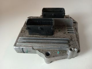 bontott OPEL ASTRA H Motorvezérlő