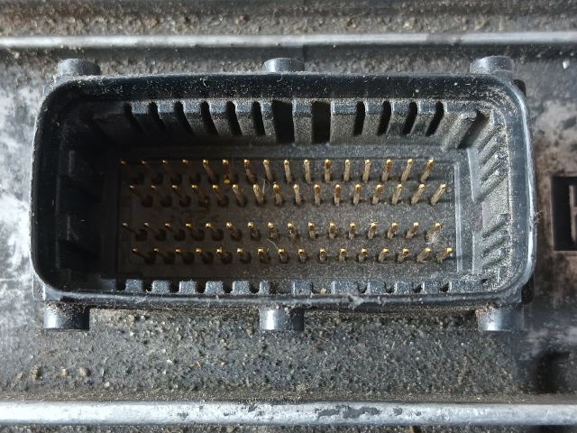 bontott OPEL ASTRA H Motorvezérlő