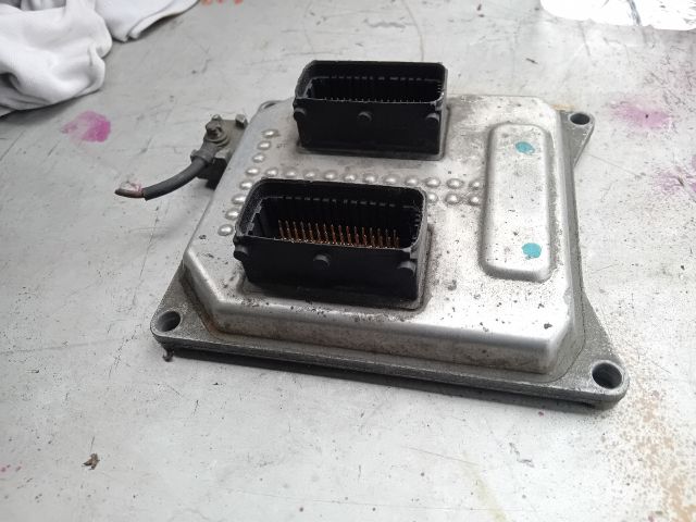 bontott OPEL ASTRA H Motorvezérlő