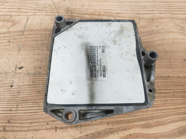 bontott OPEL ASTRA H Motorvezérlő
