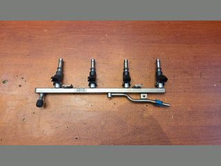 bontott OPEL ASTRA H Porlasztó Sor / Híd