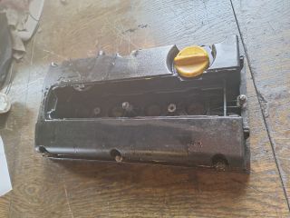 bontott OPEL ASTRA H Szelepfedél