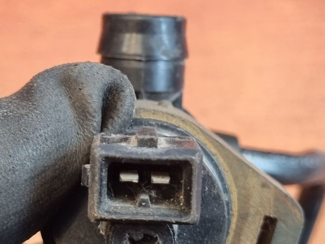 bontott OPEL ASTRA H Tankszellőztető Szelep