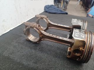 bontott OPEL ASTRA H Dugattyú