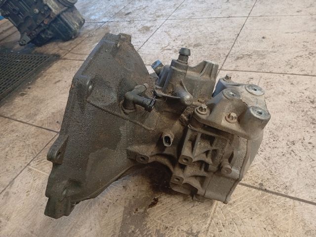 bontott OPEL ASTRA H Váltó (Mechanikus)