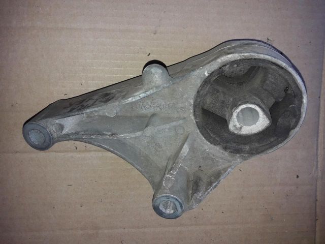 bontott OPEL ASTRA H Váltó Tartó Bak (Pozíciófüggetlen)