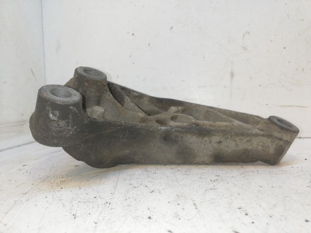 bontott OPEL ASTRA H Váltó Tartó Bak (Pozíciófüggetlen)