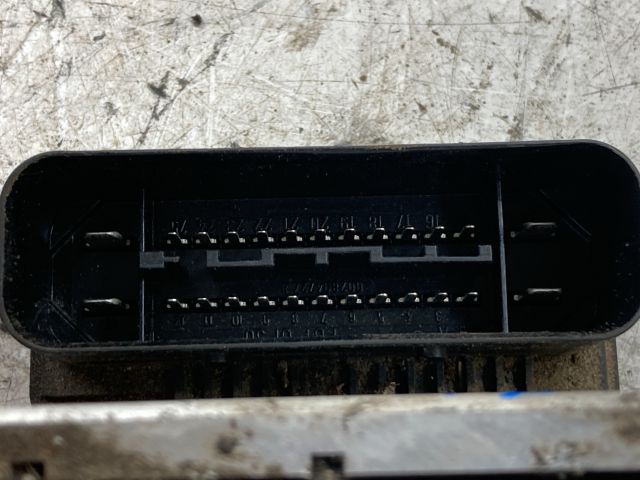 bontott OPEL ASTRA H ABS Kocka