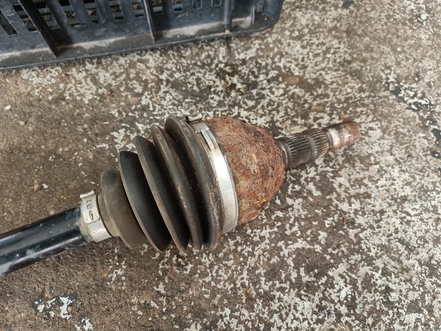 bontott OPEL ASTRA H Bal Féltengely