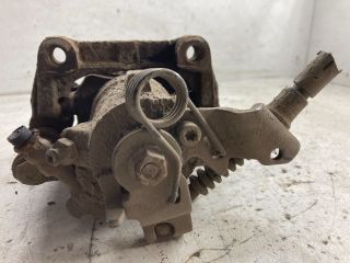 bontott OPEL ASTRA H Bal hátsó Féknyereg Munkahengerrel