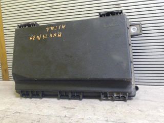 bontott OPEL ASTRA H Biztosítéktábla Motortér