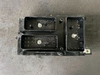 bontott OPEL ASTRA H Biztosítéktábla Motortér