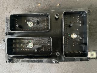 bontott OPEL ASTRA H Biztosítéktábla Motortér